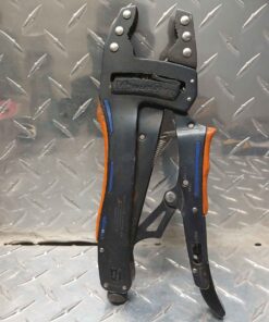 Viper grip tool