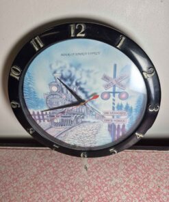 Train crossing clock