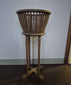 Hardwood plant stand