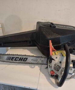 Echo chainsaw with case