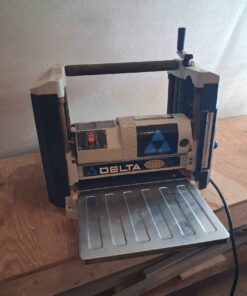 Delta thickness planer ...excellent condition and working condition