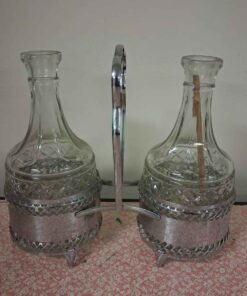 Qty 2 glass jars with carrier