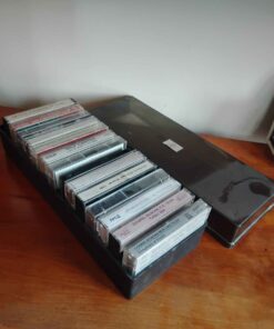 13 cassettes With case