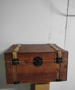 Vintage look wooden treasure/ storage chest