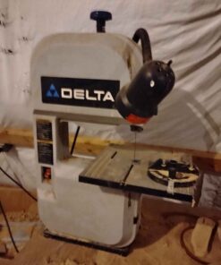 Delta band saw.....excellent condition and working condition