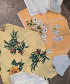 Table linens assorted styles/fabrics, cloth napkins, placemats