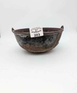 Cast pot