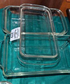 Pyrex glass bakeware