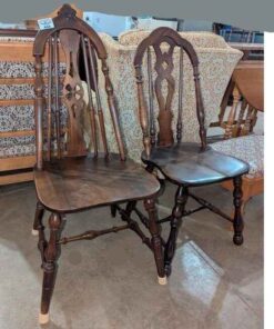 Tapered Windsor back dark wood chair