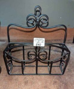 Metal magazine stand/basket