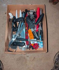 Kitchen utensils - assorted