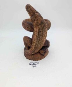 Crocodile wine bottle holder