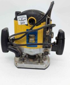 Powerfist router