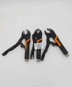 Locking pliers