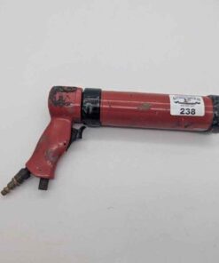 Pneumatic caulking gun