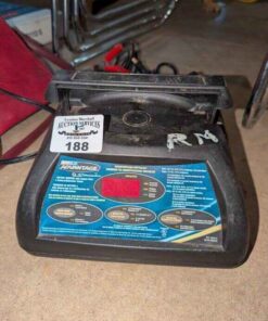 Nascar Advantage battery charger with engine start