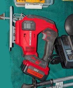 Craftsman cordless jig saw with battery and charger