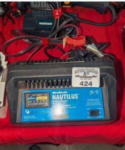 Motomaster Nautilus Battery Charger