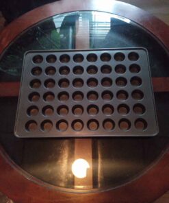 Large bite size cupcake pan, Excellent condition