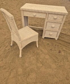 Wicker desk and chair