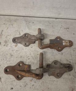 Set of 2 cast iron hinges