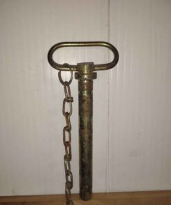 Hitch pin with clip