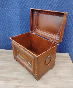 Metal trinket box no lock