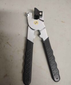 Tile pliers