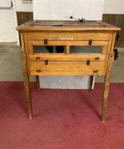 Antique Peerless Incubator/Brooder