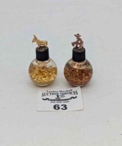 Souvenir Copper and gold flakes