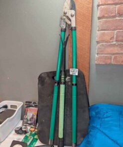 Long handled pruners, Hand cultivator and garden mat