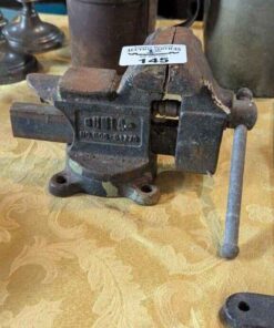 Dunlap No. 608 vise