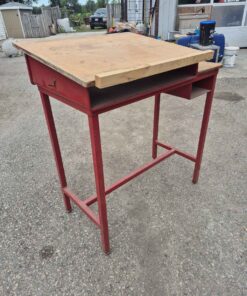 Staging desk