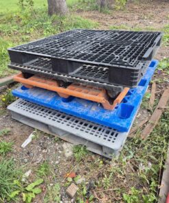 Plastic pallet assorted color