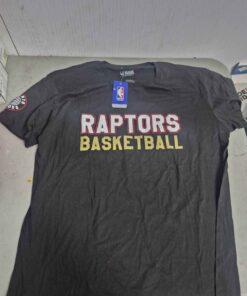 Size XL Raptors T-shirt