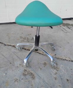 Rolling stool
