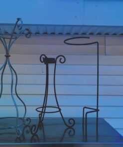 3 assorted metal stands