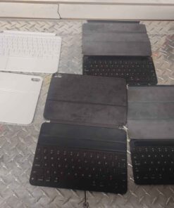 Qty 4 apple keyboards.... untested