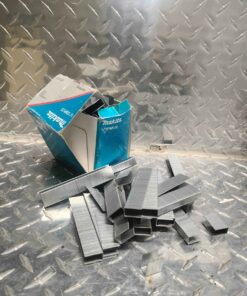 Makita staples