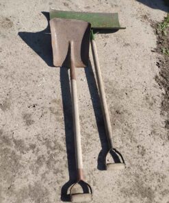 Metal bottom shovel and scraper