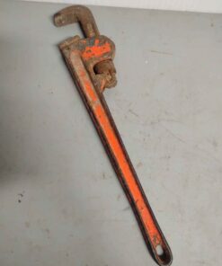 18 " pipe wrench