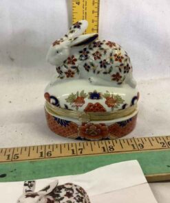 Porcelain Rabbit Trinket Box