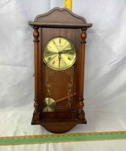 Daniel Dakota Quartz Battery Wall Clock