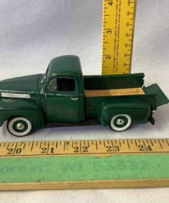 Die Cast Model 1948 Ford F-1