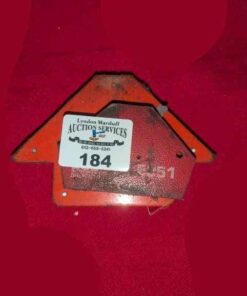Magnetic welding holder