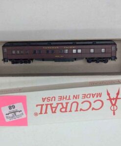 ACCURAIL HO scale Model train Passenger car