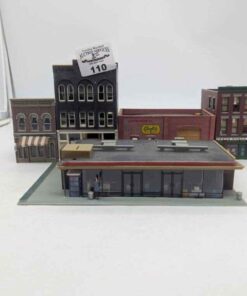 Model Train Buildings/Diorama