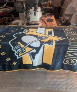 Pittsburgh Penguins throw
