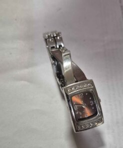 Ladies classic watch.... selling as is untested
