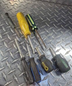 Qty 7 screwdrivers and nut driver assortment